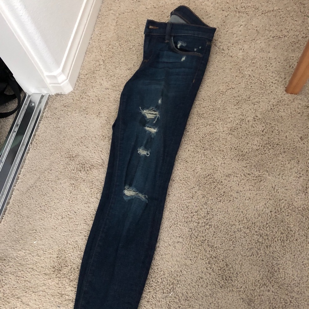 Skinny destroyed jbrand denim